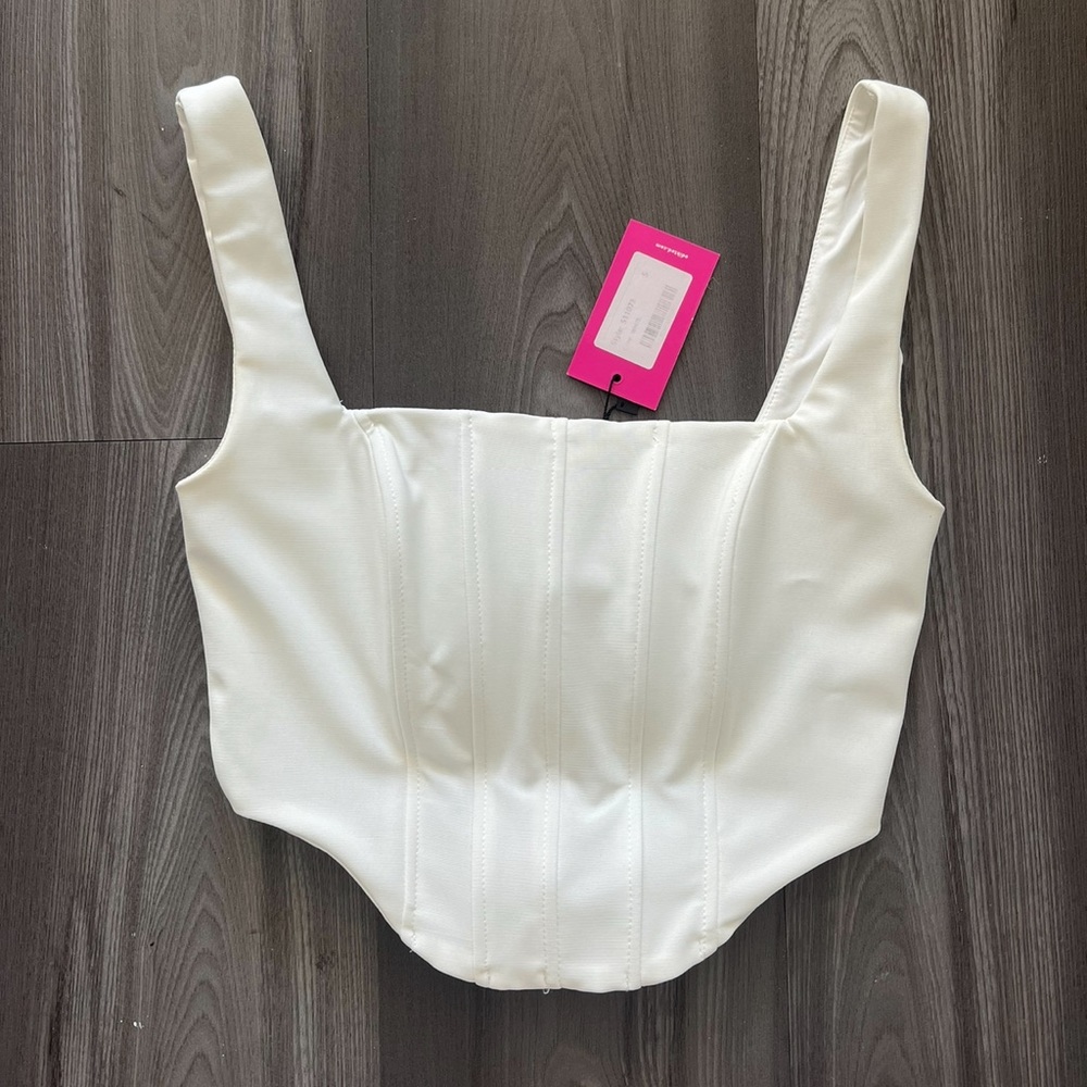 Edikted white top - size S! NWT
